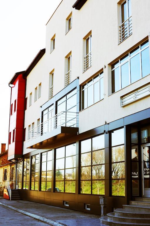 Garni Hotel Crystal Ice Ni Exterior foto