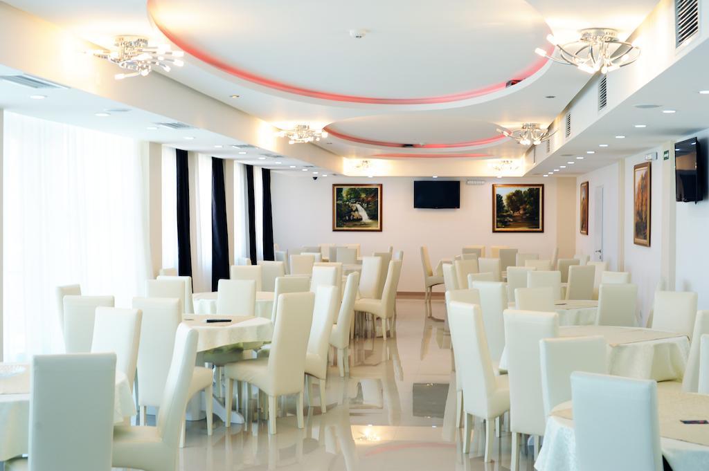 Garni Hotel Crystal Ice Ni Exterior foto