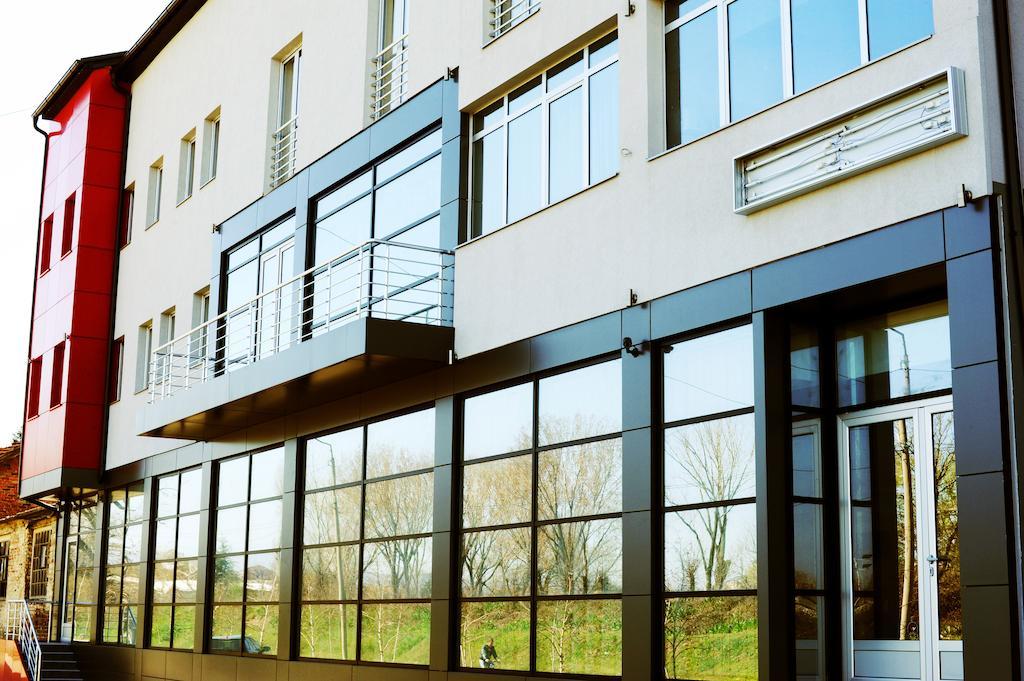 Garni Hotel Crystal Ice Ni Exterior foto