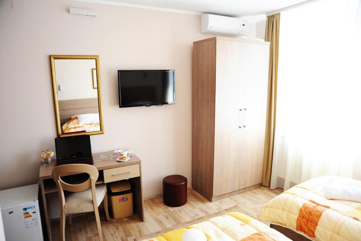 Garni Hotel Crystal Ice Ni Zimmer foto